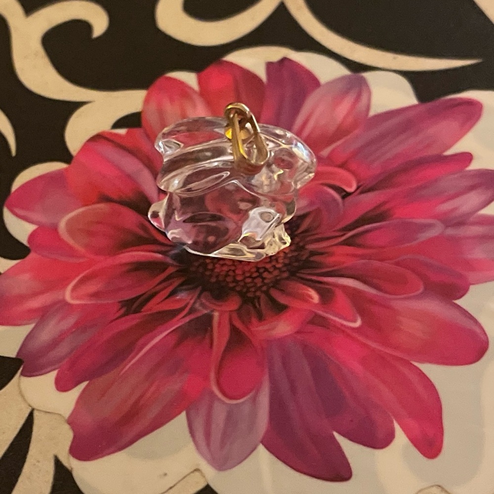 Clear quartz and 14k bail rabbit pendant - Picture 2 of 3